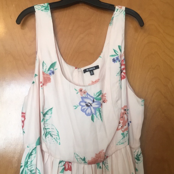 BB Dakota Women’s Floral dress size 18 - Picture 2 of 4